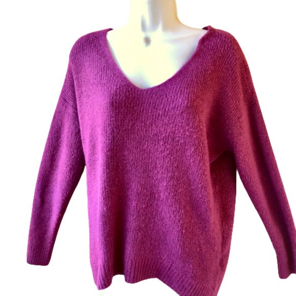 Old Navy Raspberry V Neck Sweater Pullover Acrylic Blend Soft Womens Large - Picture 4 of 9